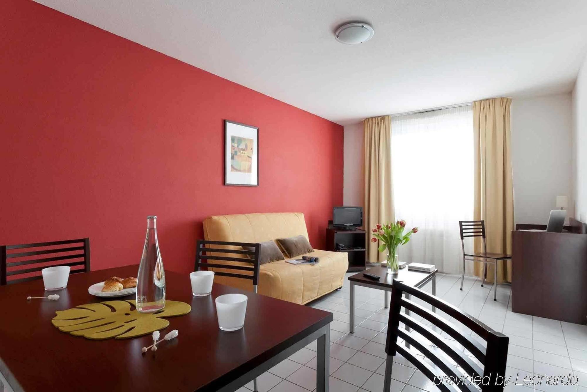 Comfort Aparthotel Besancon La City Eksteriør bilde